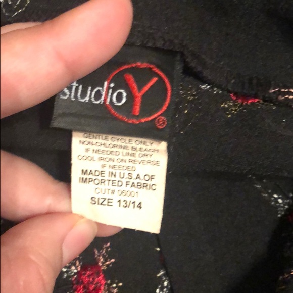 Embroidery flower dress - Picture 3 of 3